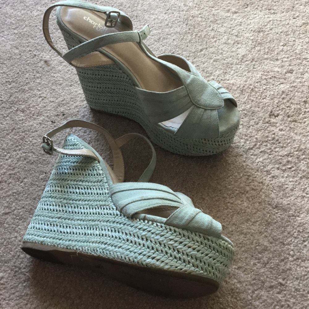 Teal wedges